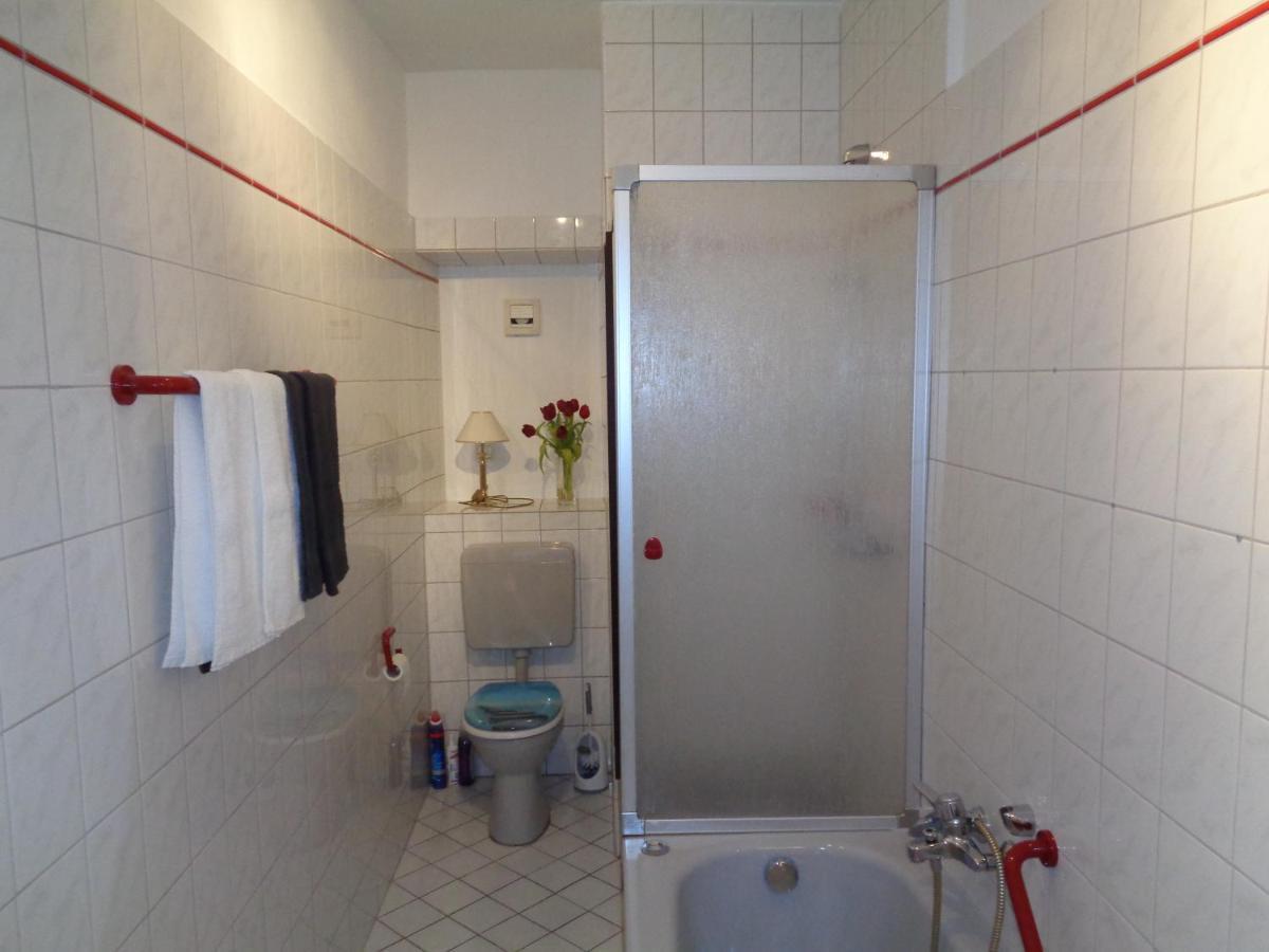 Ferienwohnung Altes Pfarrhaus Mit Flair Und Moselblick Brauneberg Ngoại thất bức ảnh